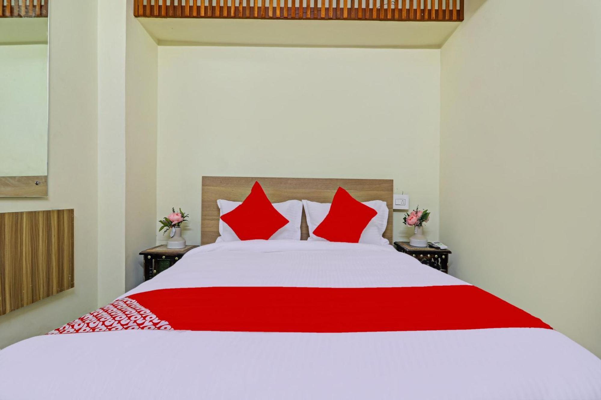 Super Hotel O Dsr Inn Near Nexus Hyderabad Exterior photo