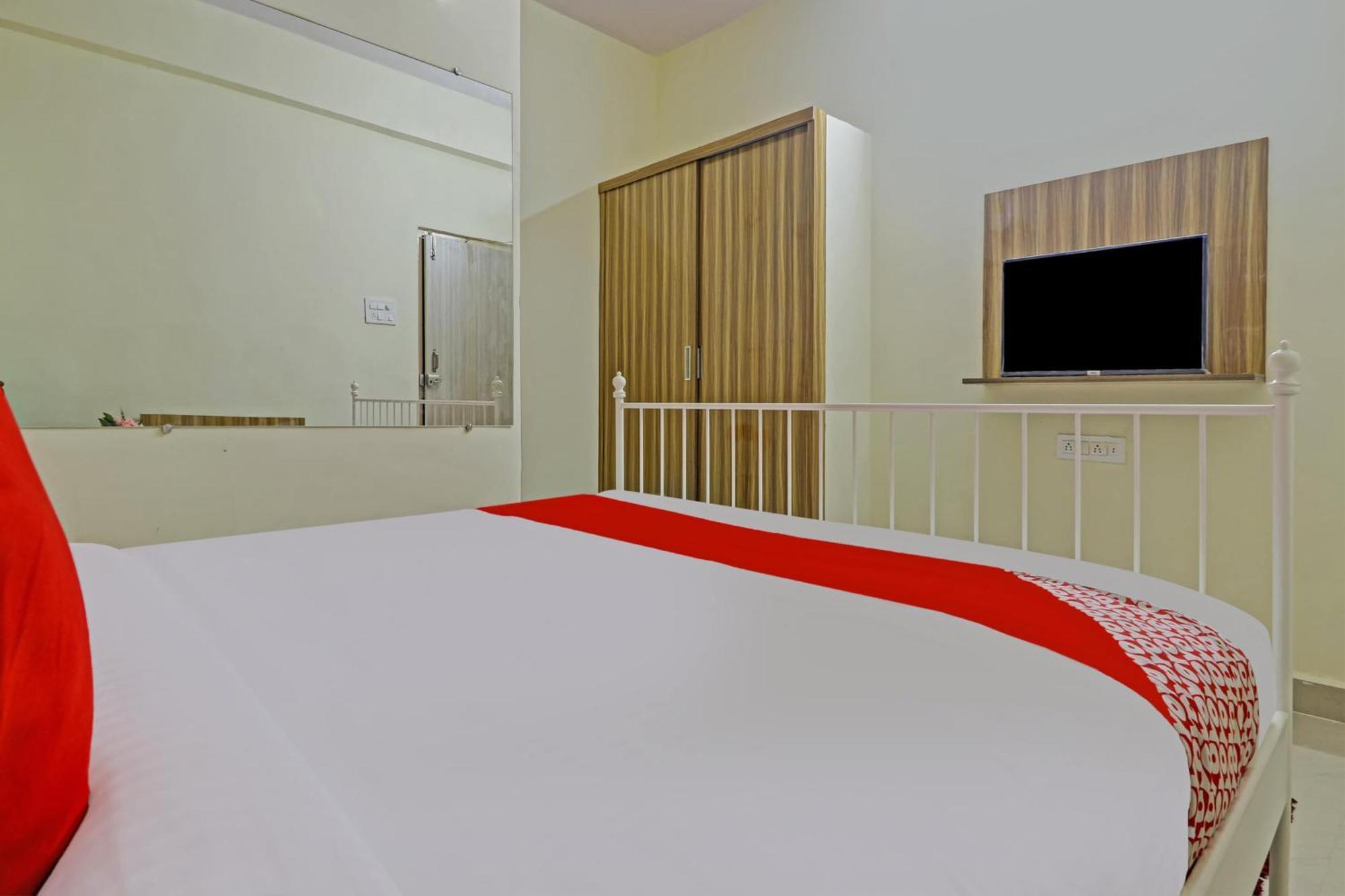 Super Hotel O Dsr Inn Near Nexus Hyderabad Exterior photo